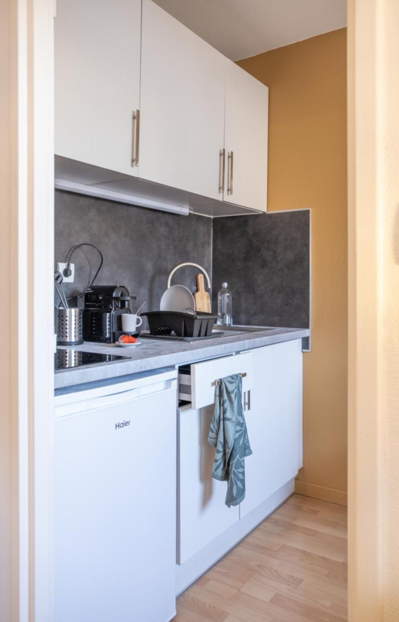 Parking - L'Ambre - Balcon Apartment Strasbourg Luaran gambar